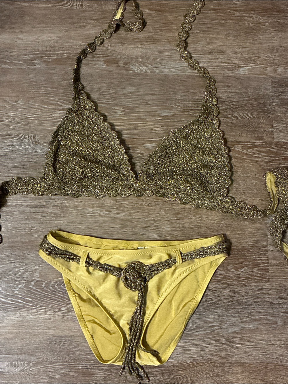 Y2K BECCA Rebecca Virtue Gold Metallic Crochet Bikini Set Medium Boho